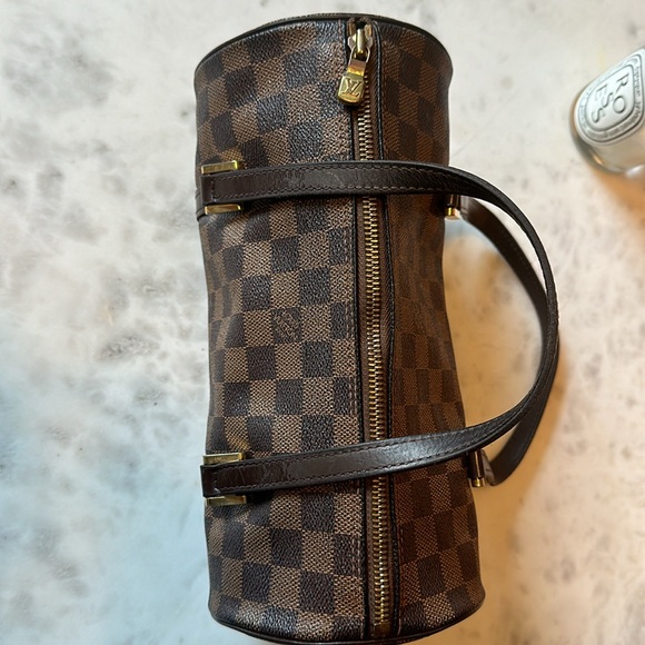 Vintage Pre-loved Louis Vuitton Papillon Damien 26